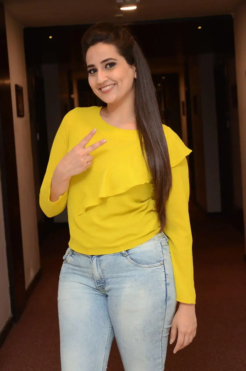 Indian TV Actress Rampalli Manjusha in Yellow Top Blue Jeans
